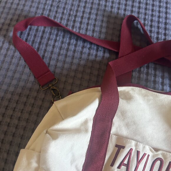 Taylor Swift Duffel Bag Red Taylors Version Embroidered - Picture 6 of 9